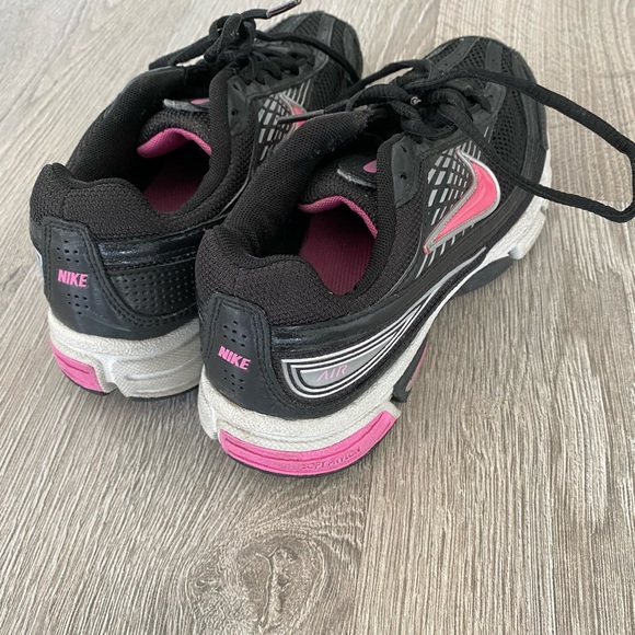 Nike Air Tri-D running shoes - Picture 3 of 3